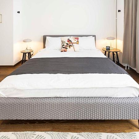 Athens' Best Location- Stunning & Spacious Studio Exterior foto